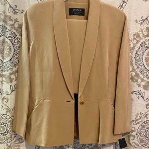 Beautiful tan suit combo- blazer and skirt size